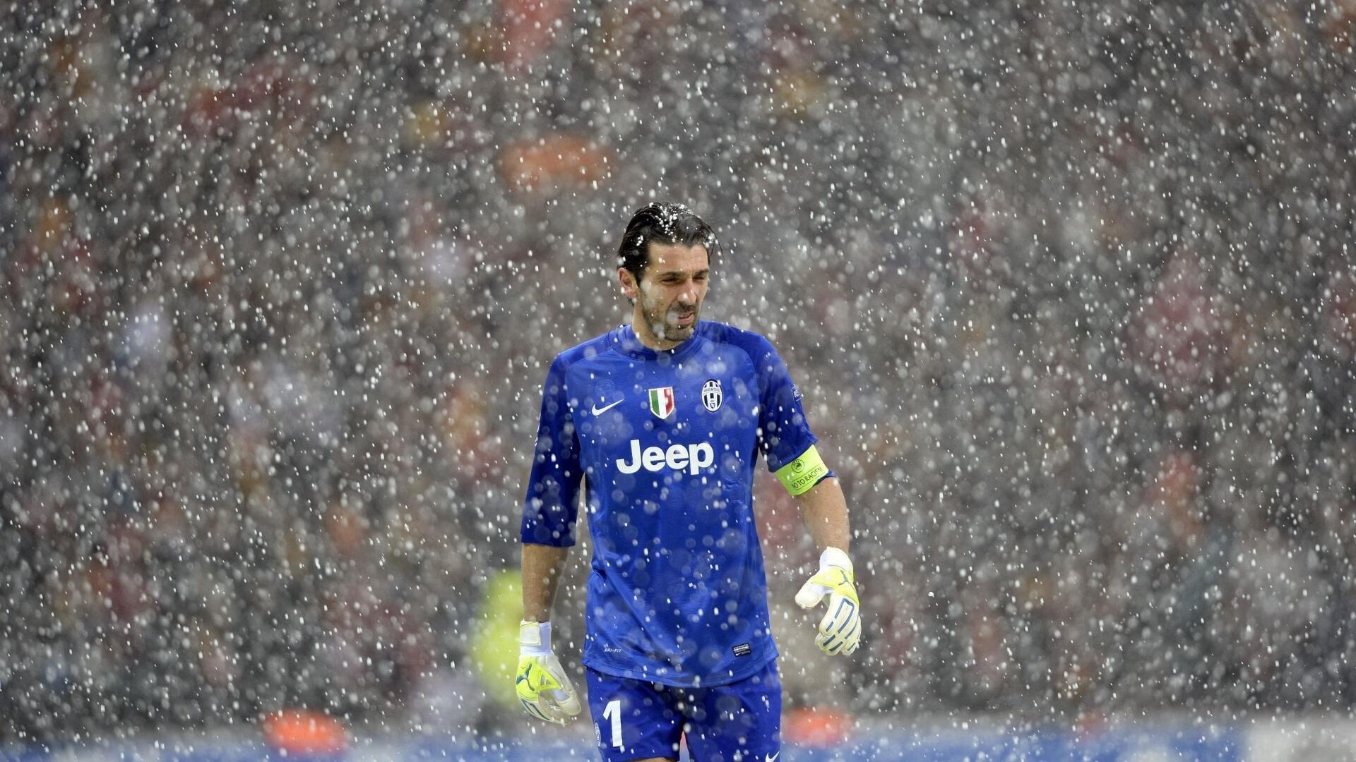 林良锋,20胜滕哈赫变滕圣?别被拉什福德的运气障眼